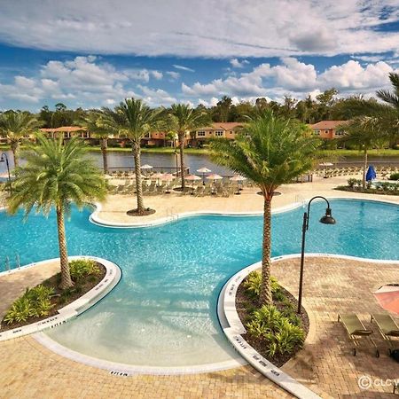 Upscale 2Br Lakefront Townhome - Private Hot Tub! Orlando Exterior photo